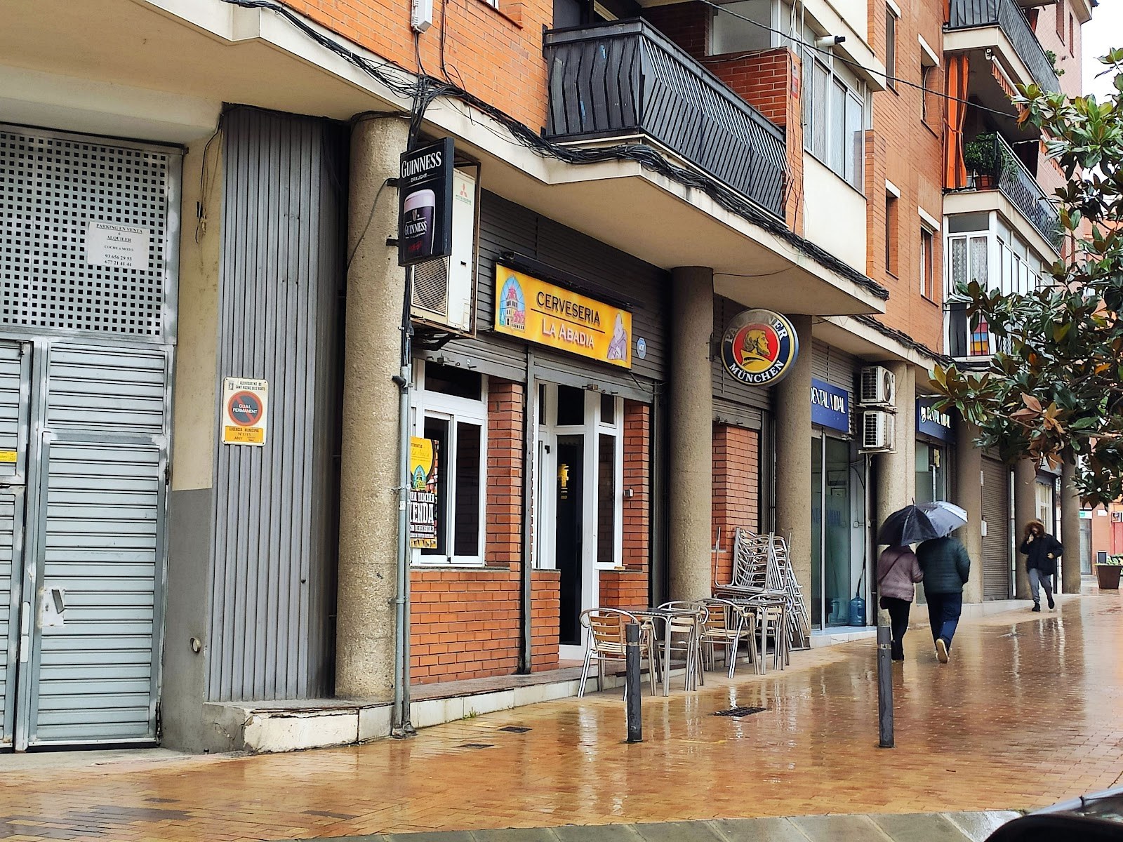Cervecería La Abadía y Tienda de Cervezas Artesanales